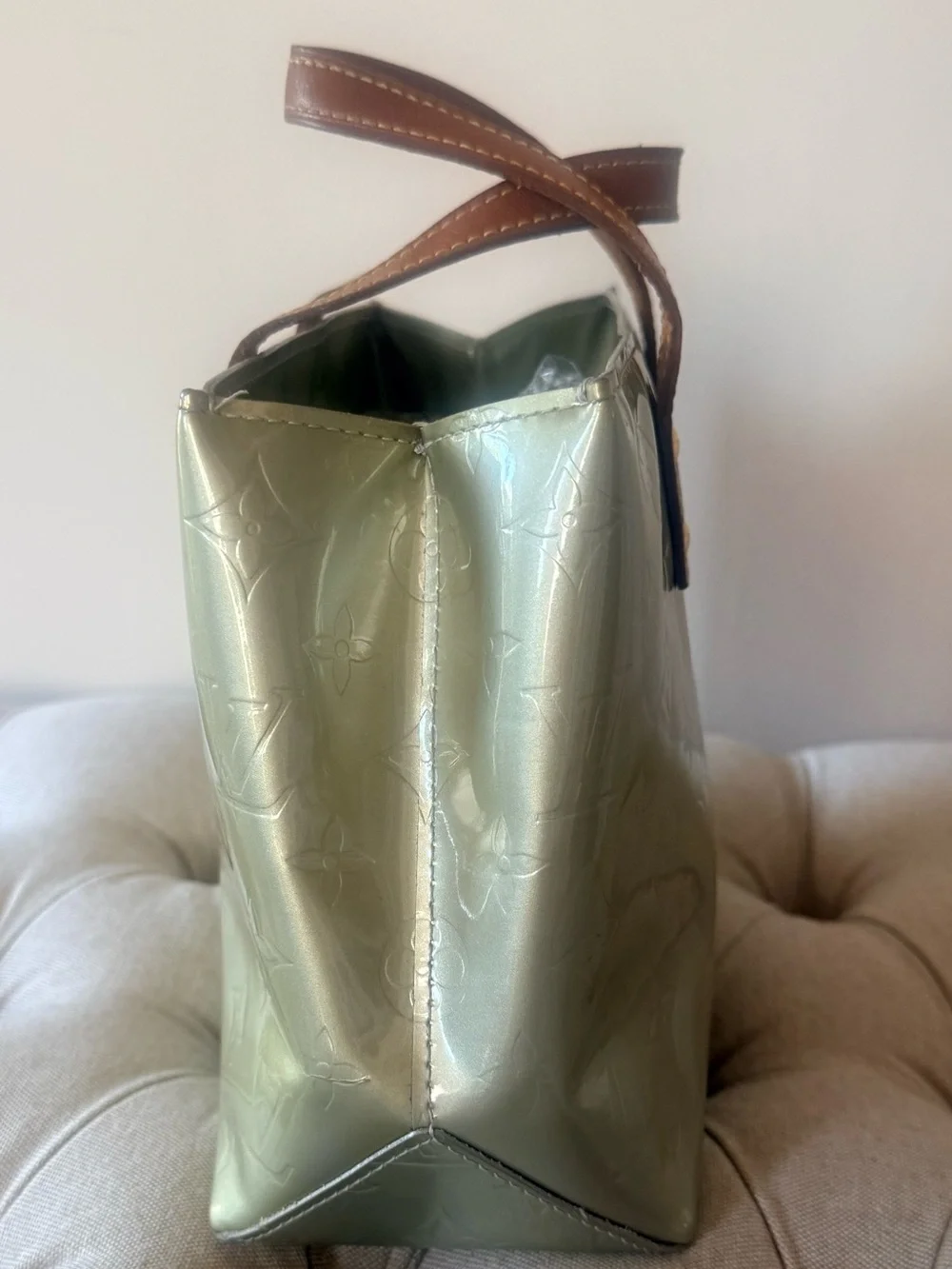 Louis Vuitton Monogram Vernis Reade PM Tote Sage Green Gris Vert
